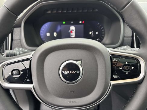 Used 2026 Volvo XC90 B6 Plus w/ Protection Package Premier AWD/4WD image 17