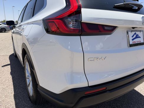 Used 2024 Honda CR-V EX-L image 11
