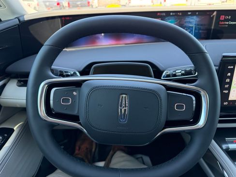 New 2026 Lincoln Nautilus Premier AWD/4WD image 35