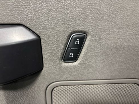 Used 2019 Ford F150 XLT w/ Equipment Group 302A Luxury image 24