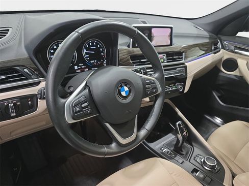Used 2021 BMW X1 sDrive28i w/ Convenience Package image 16