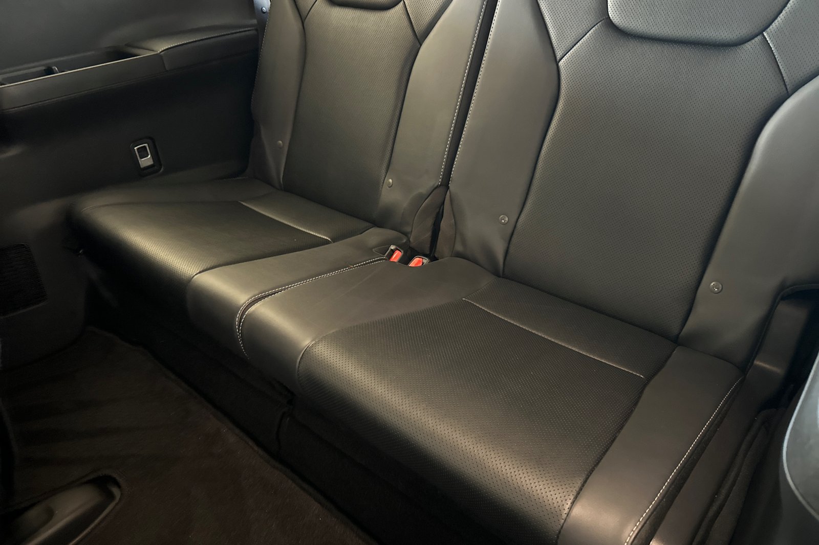 Certified 2026 Lexus TX 500h AWD w/ Technology Package image 12