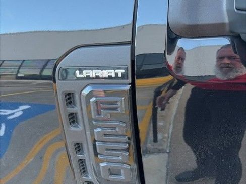 Used 2024 Ford F250 Lariat w/ Lariat Ultimate Package AWD/4WD image 6