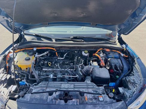 Used 2023 Ford Escape SE image 29