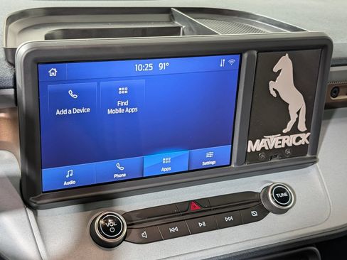 Certified 2022 Ford Maverick Lariat w/ Lariat Luxury Package AWD/4WD image 10