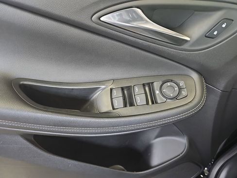 Used 2025 Buick Encore GX Preferred FWD image 26