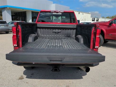 Certified 2025 Chevrolet Silverado 2500 LTZ w/ LTZ Plus Package image 15