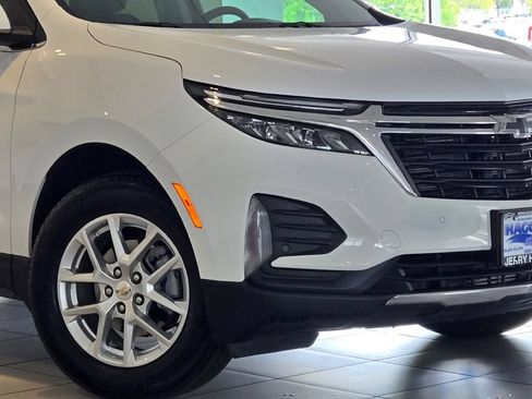 Certified 2024 Chevrolet Equinox LT FWD image 2