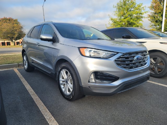 Used 2020 Ford Edge SEL FWD image 3