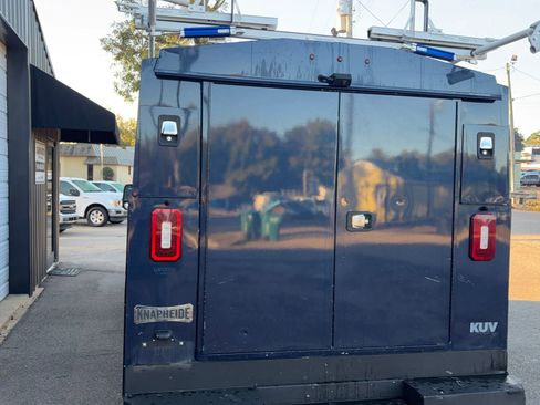 Used 2020 Ford Transit 350 DRW image 6