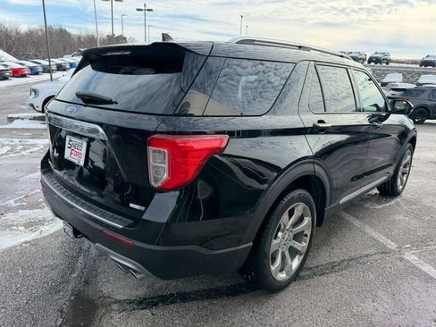Used 2020 Ford Explorer Platinum w/ Premium Technology Package image 7