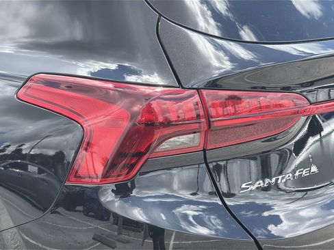 Used 2023 Hyundai Santa Fe SEL FWD image 7