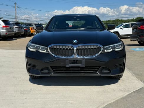 Used 2021 BMW 330i xDrive Sedan w/ Convenience Package AWD/4WD image 4