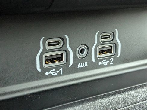 New 2026 RAM 1500 4x4 Crew Cab image 22