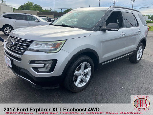 Used 2017 Ford Explorer XLT w/ Equipment Group 202A AWD/4WD image 3