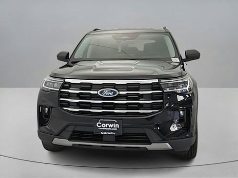 New 2025 Ford Explorer Active w/ Active Comfort Package image 2