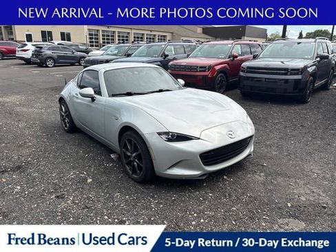 Used 2019 MAZDA MX-5 Miata RF Grand Touring RWD image 3