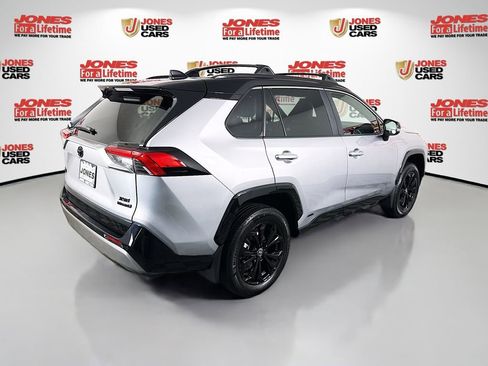 Certified 2024 Toyota RAV4 XSE w/ Advanced Technology Package AWD/4WD image 17