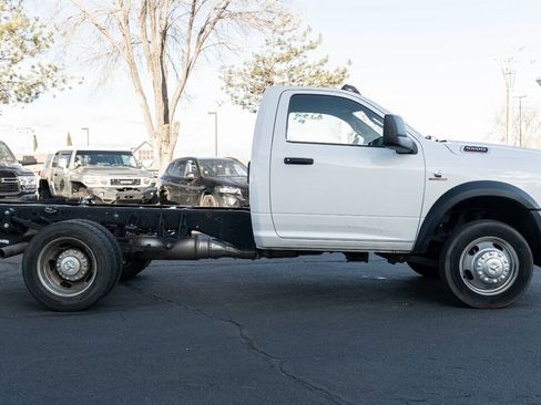 Used 2023 RAM 5500 Tradesman w/ Chrome Appearance Group image 5