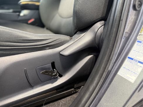 Used 2019 Toyota RAV4 XLE image 34