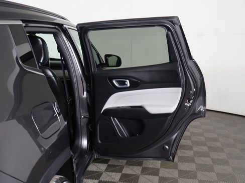 Used 2023 Jeep Compass Limited AWD/4WD image 22