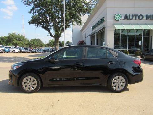 Used 2020 Kia Rio LX image 13