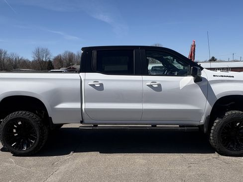 Used 2025 Chevrolet Silverado 1500 RST w/ Convenience Package II image 6