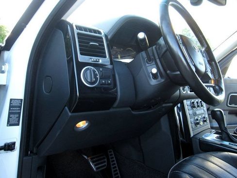 Used 2011 Land Rover Range Rover Supercharged AWD/4WD image 19