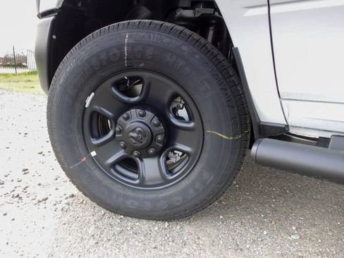 New 2026 RAM 3500 Tradesman AWD/4WD image 11