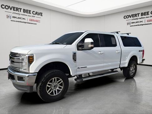 Used 2019 Ford F250 Lariat image 3