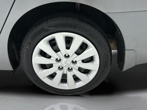 Used 2019 Nissan Sentra S FWD image 8