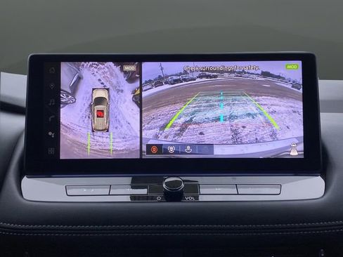 Used 2025 Nissan Rogue SL w/ SL Premium Package image 11