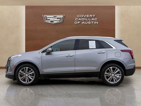Used 2024 Cadillac XT5 Premium Luxury image 2