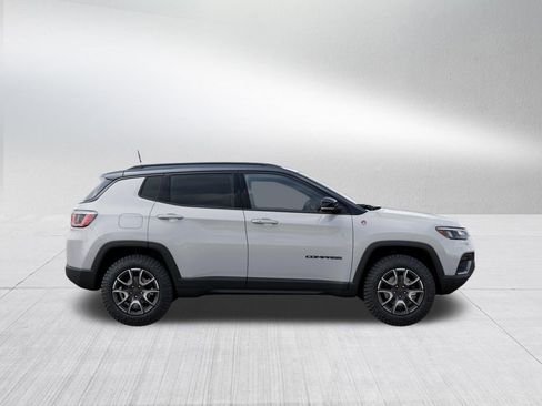 New 2026 Jeep Compass Trailhawk image 22