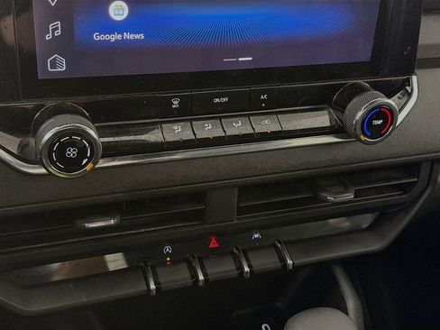 Used 2023 Chevrolet Colorado W/T image 19