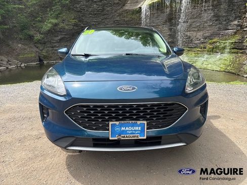 Used 2020 Ford Escape SE AWD/4WD image 2