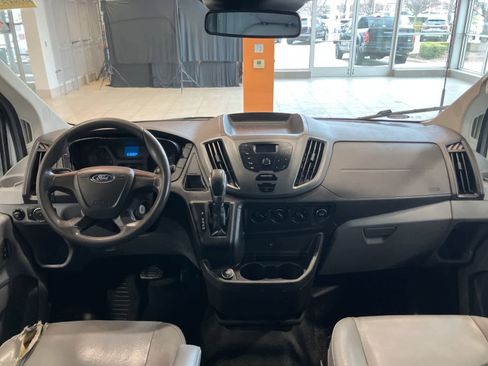 Used 2017 Ford Transit 150 130 Low Roof RWD image 19