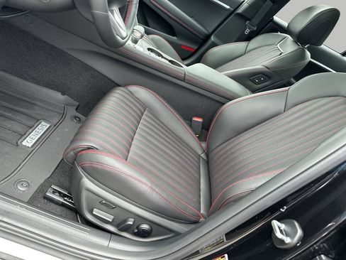New 2026 Genesis G70 3.3T Sport Prestige RWD image 9