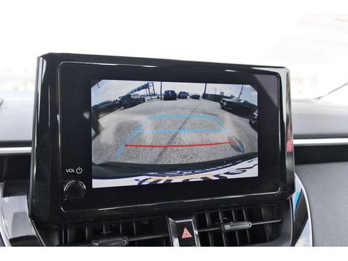 Used 2025 Toyota Corolla LE FWD image 25