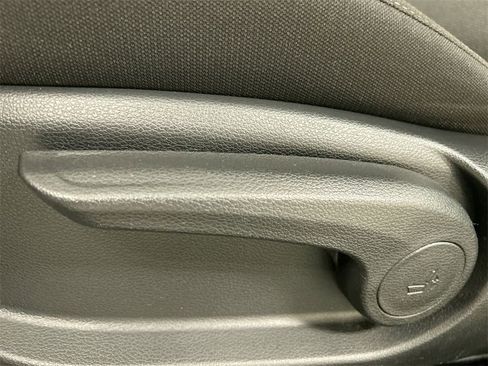 Certified 2023 Kia Forte LXS image 10