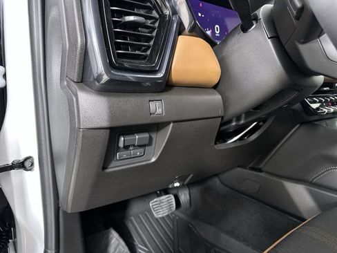New 2026 GMC Canyon AT4 w/ Nightfall Essentials Package AWD/4WD image 19