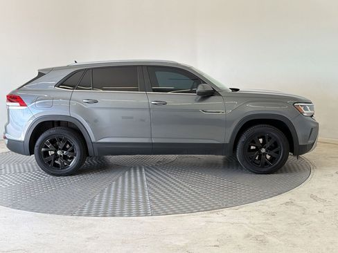 Used 2021 Volkswagen Atlas Cross Sport SE AWD/4WD image 8