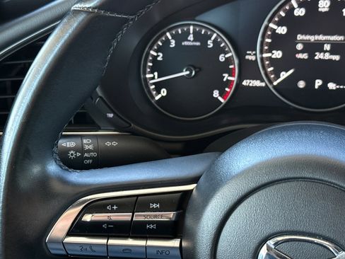 Used 2020 MAZDA MAZDA3 Preferred 4D Hatchback image 30