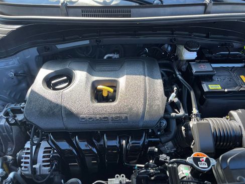 Used 2025 Kia Soul LX w/ LX Technology Package image 32