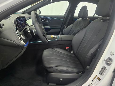 New 2026 Mercedes-Benz E 350 4MATIC Sedan image 13