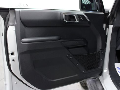 New 2026 Ford Bronco Outer Banks w/ Sasquatch Package AWD/4WD image 11