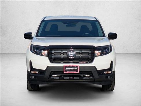 Used 2024 Honda Ridgeline Sport image 2