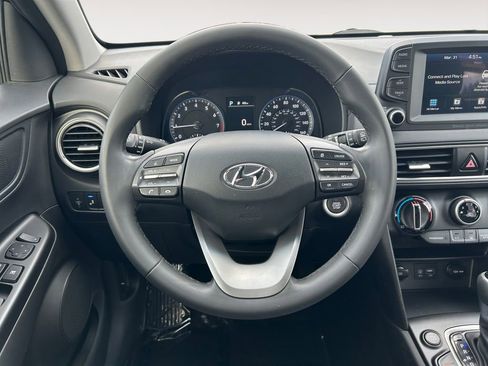 Certified 2021 Hyundai Kona SEL w/ Cargo Package image 14