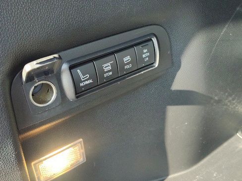 Used 2016 Ford Explorer Sport w/ Equipment Group 401A AWD/4WD image 15