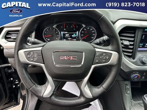 Used 2018 GMC Acadia SLT FWD image 25